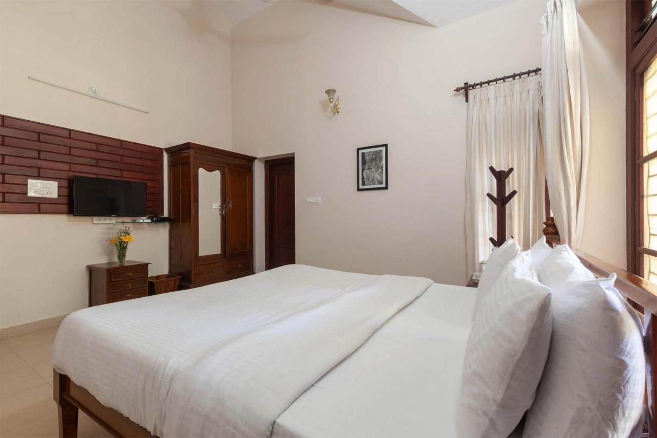 Crystal Homestay By Veo - Part Of Stayvista Madikeri Exterior photo