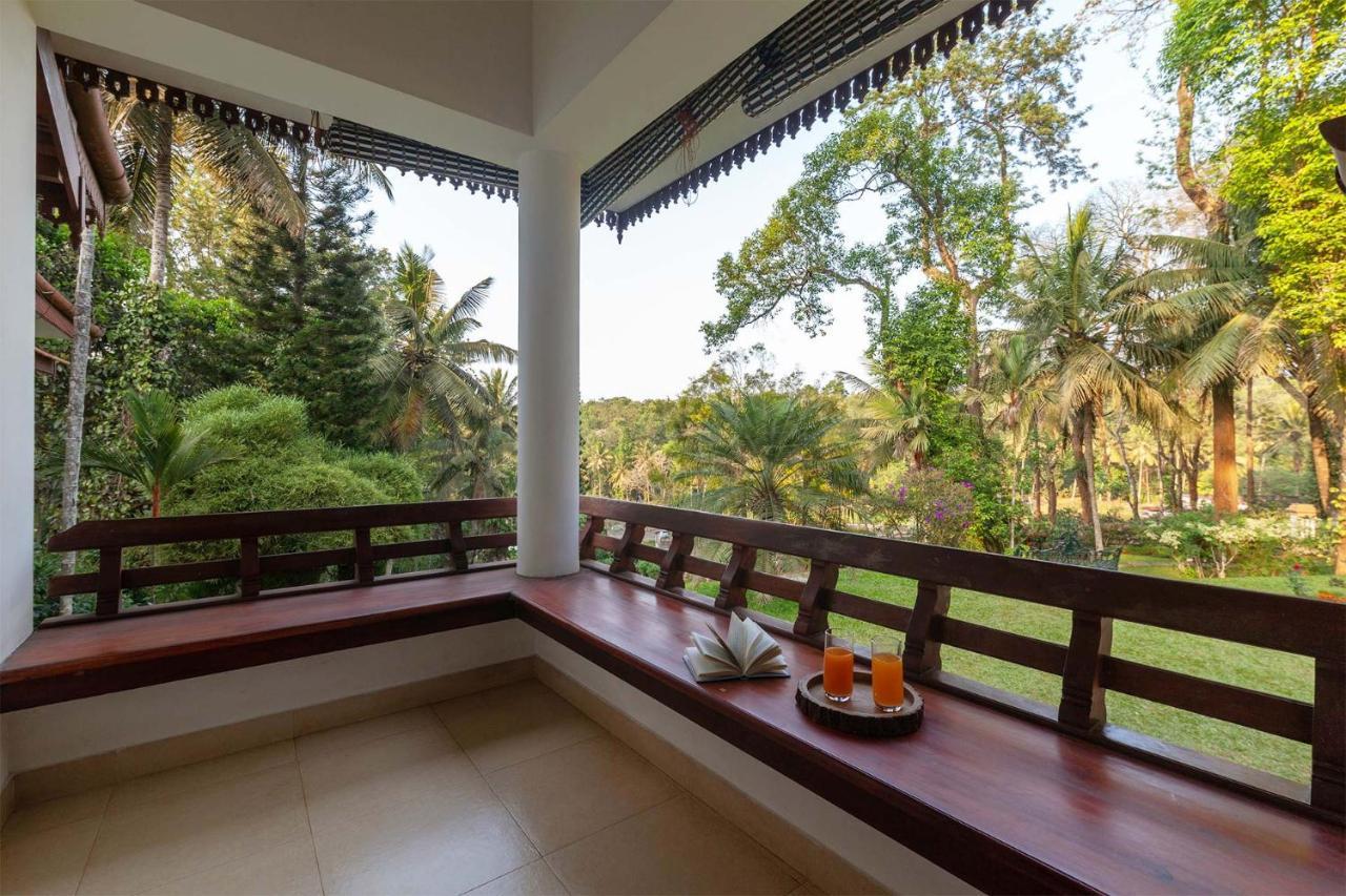 Crystal Homestay By Veo - Part Of Stayvista Madikeri Exterior photo